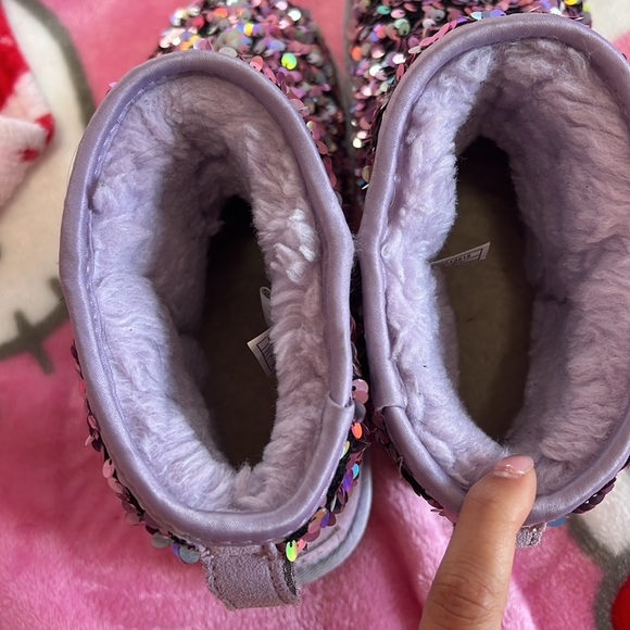 Purple sequin Uggs - Picture 2 of 5